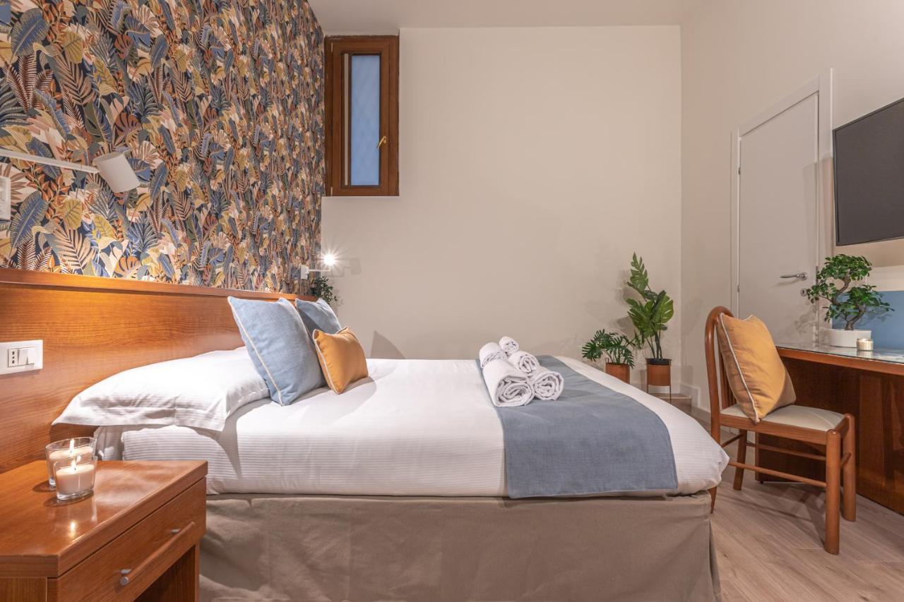 Vittoria Garden Suites Рим Екстер'єр фото